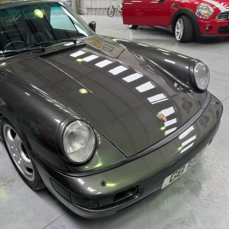 Classic car restoration Cape Town, Porsche 911 repair, rust removal, factory-finish respray. 1